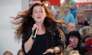 Pernilla Wahlgren & Jan Johansen Sk�vde 050827 - klicka f�r st�rre format