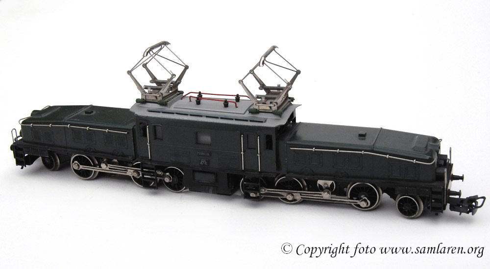 M�rklin 3015.5 CE 6/8 SBB 1951 analog